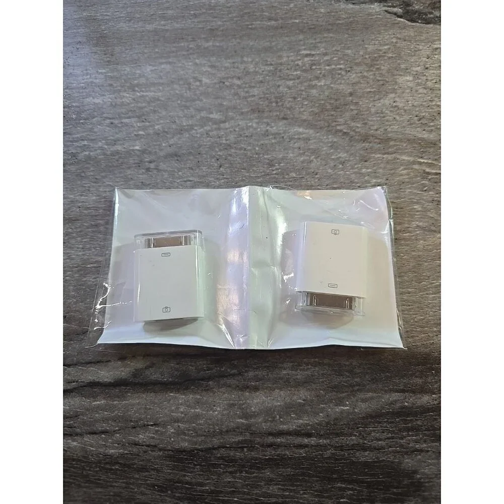 Apple iPad Camera Connection Kit MC531ZM/A – 30-Pin – 1 Set – A1362/A1358 –...